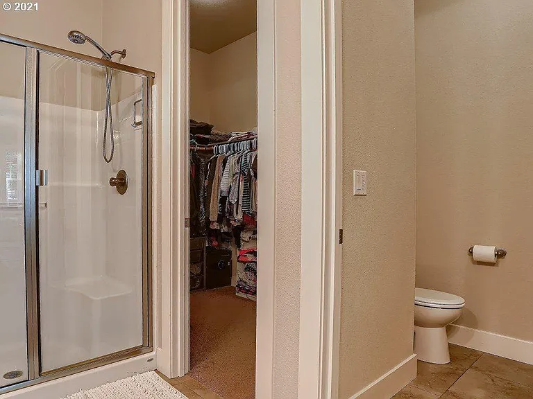 28142 SW Iceland Ave — Photo 13