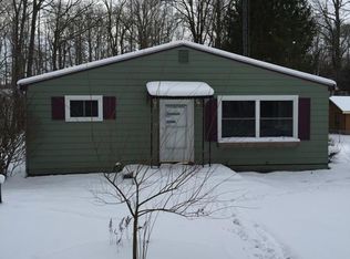 3496 Glenwood Dr, Austinburg, OH 44010