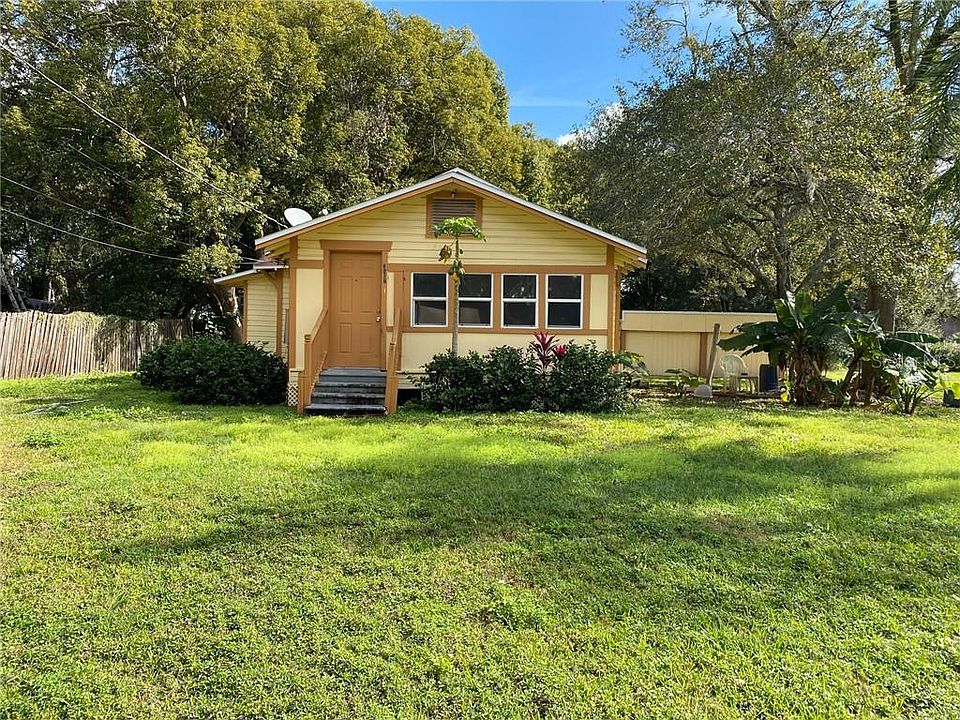 1st image of 3517 Palmway Dr
