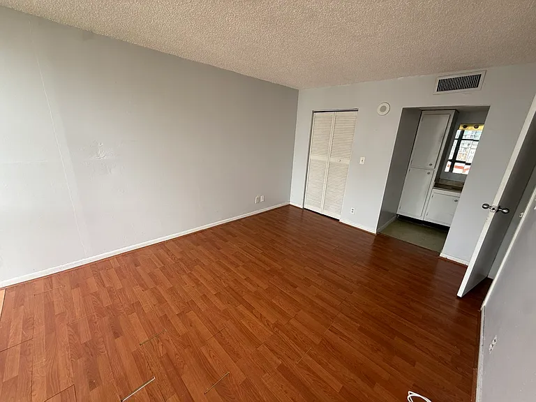 17021 N Bay Rd #9012 — Photo 10