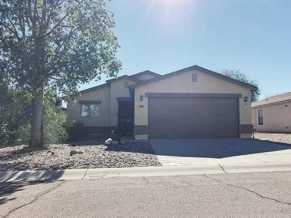 941 E DESERT MOON Trail, San Tan Valley, AZ 85143