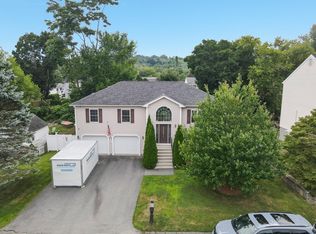 32 Brightwood Ave, Worcester, MA 01604