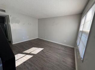 131 Wall St APT 108, Warner Robins, GA 31088