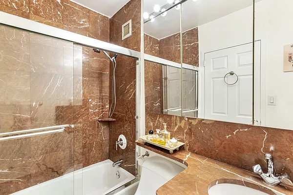 Rented by Douglas Elliman | media 14
