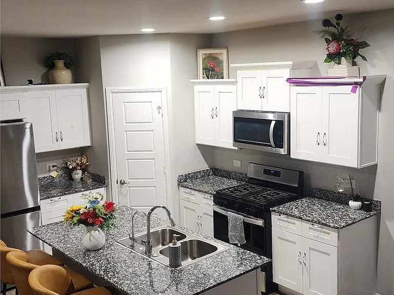 6302 Polo Grounds Ct — Photo 2