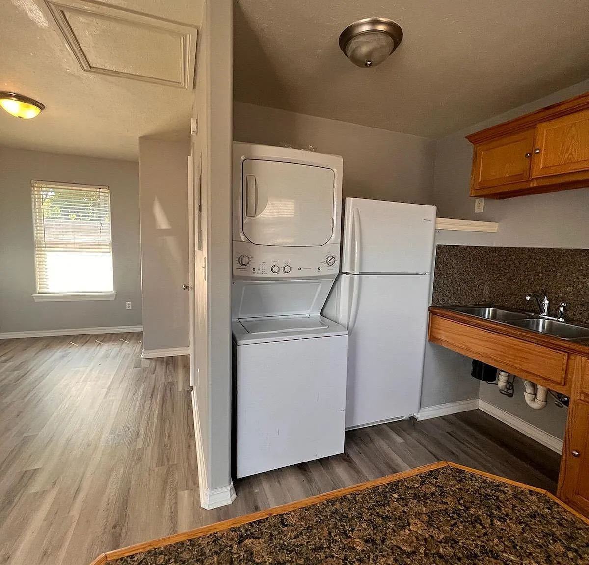 Studio, 500 sqft, $650 — Photo 2