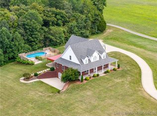 656 August Yocum Ln NE, Corydon, IN 47112