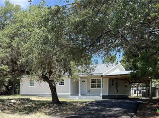 560 Wickford Way, Canyon Lake, TX 78133