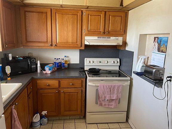 4th image of 711 Lori Drive #302