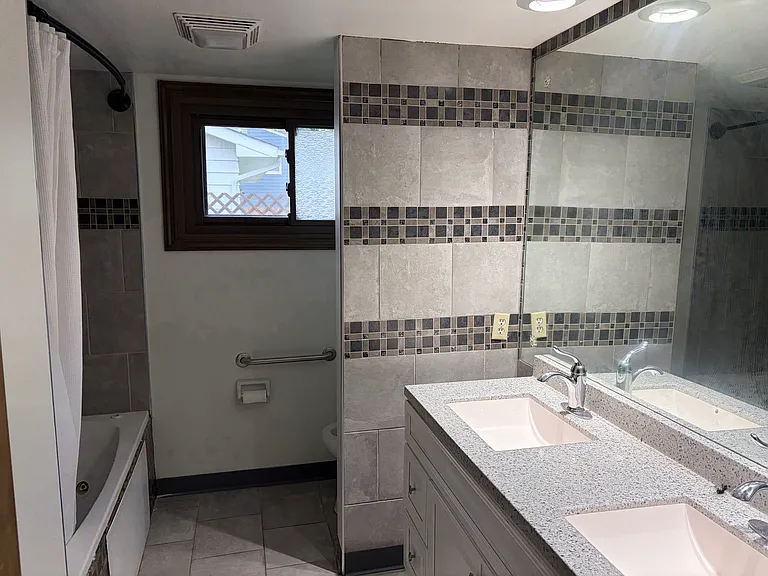 115 Triesta Pl — Photo 34