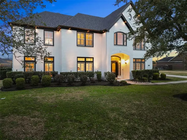 1852 Bending Stream Drive, League City, TX 77573