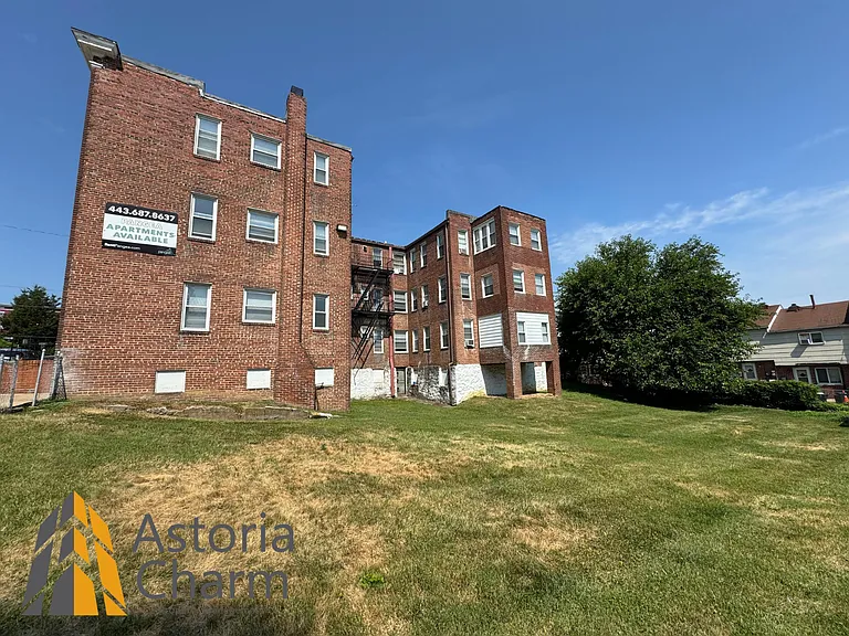 2826 Windsor Ave #A5 — Photo 14
