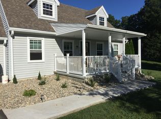 228 Oak Ln, Bedford, IN 47421