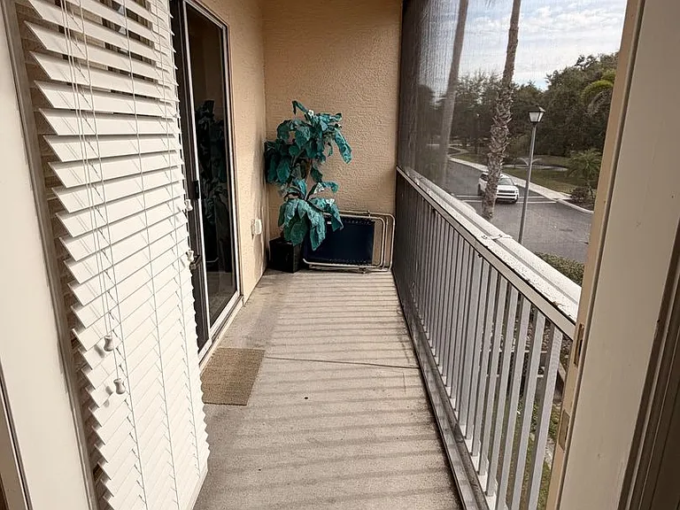 3980 Mediterranea Cir #522 — Photo 19