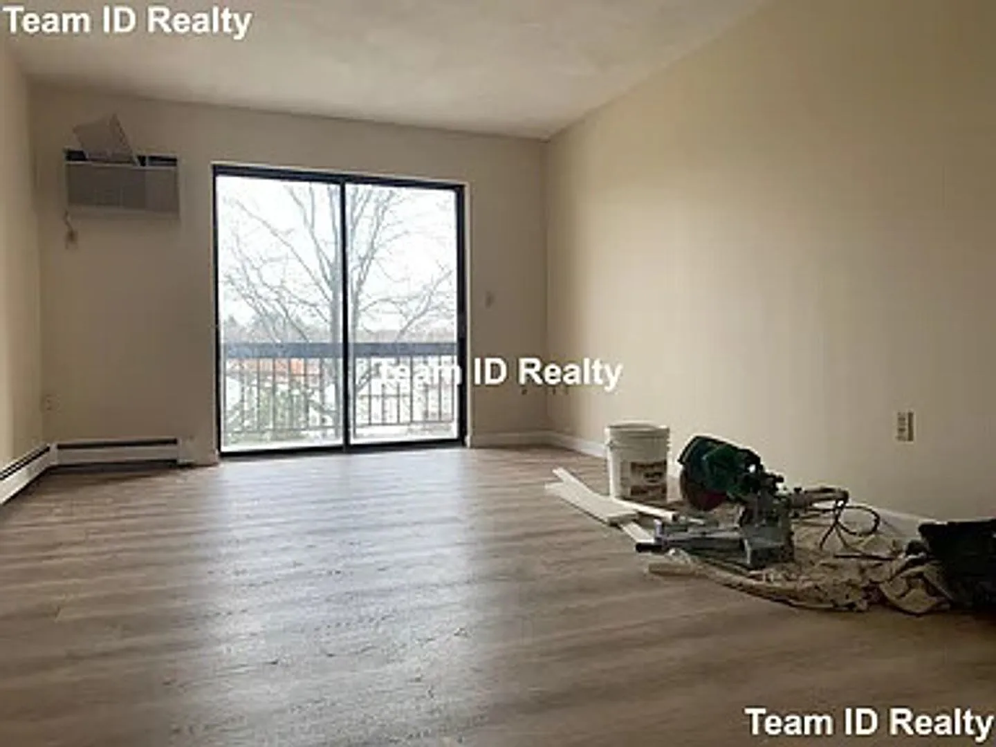 Renovated Near Brookline Village and Beaconsfield — Photo 3