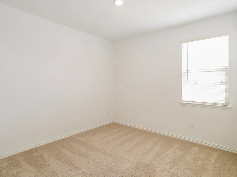 14733 San Pablo Dr — Photo 17