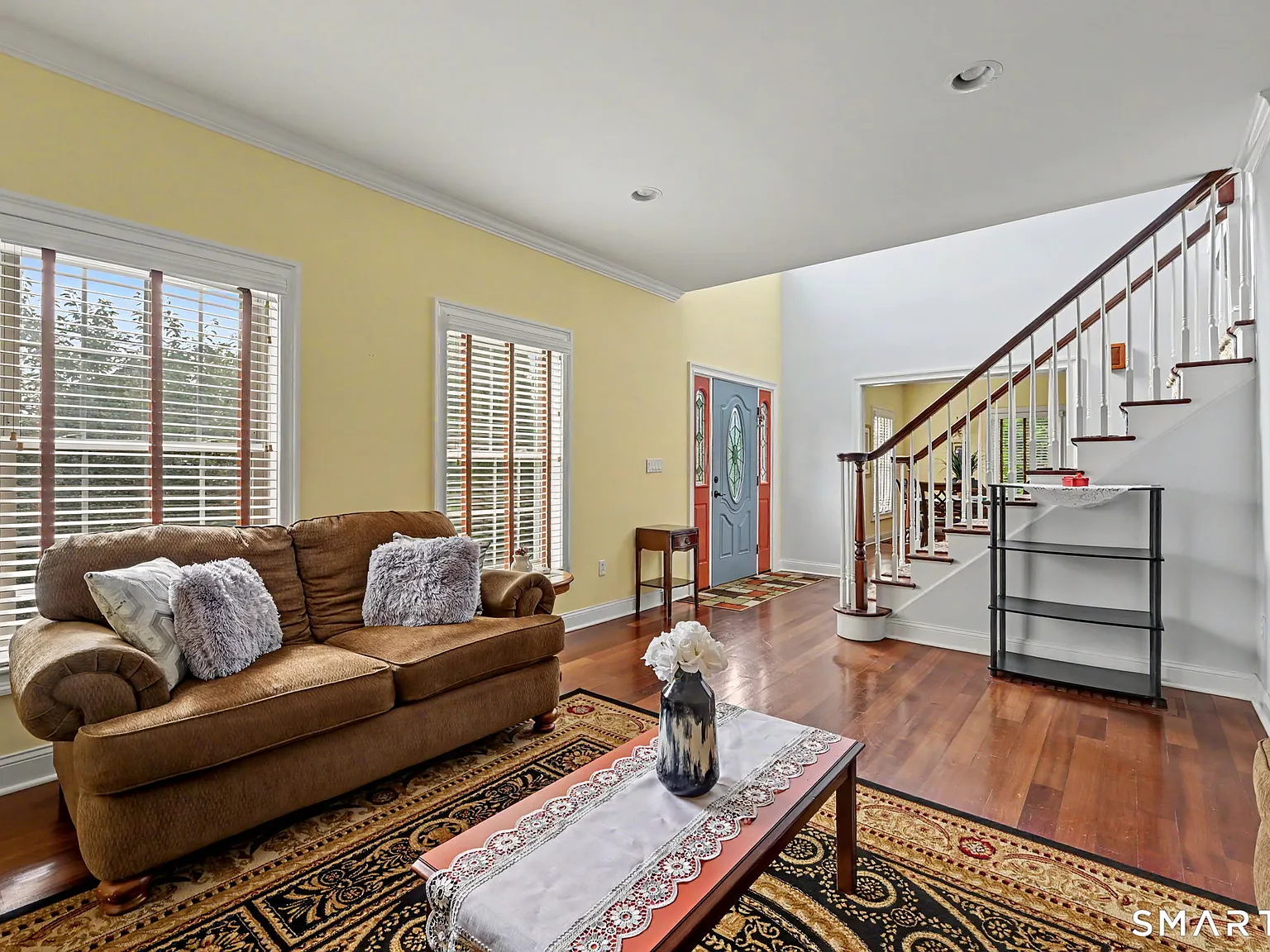 4 bed, 3.0 bath, 2354 sqft, $7,500 — Photo 4