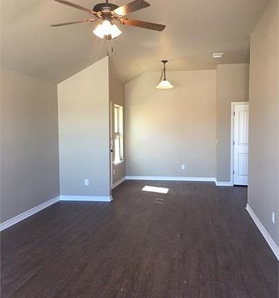 2nd image of 505 Sladecek Dr