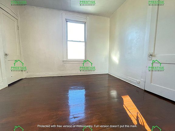 4th image of 4534 Magoun Ave #2