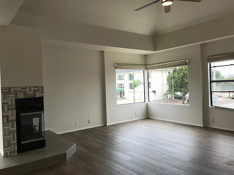 3984 Lamont St #5 — Photo 3