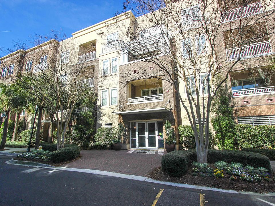 1st image of 200 River Landing Dr Unit 302F