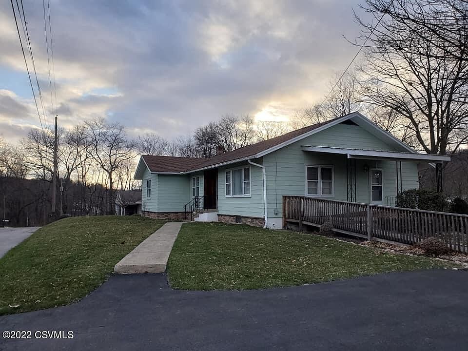 1825 W Pine St, Coal Township, PA 17866 Zillow