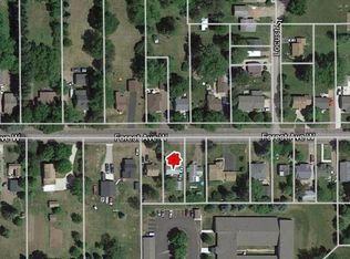 525 Forest Ave W, Mora, MN 55051