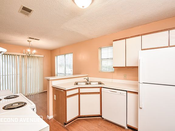 5th image of 903 Kilkenny Cir