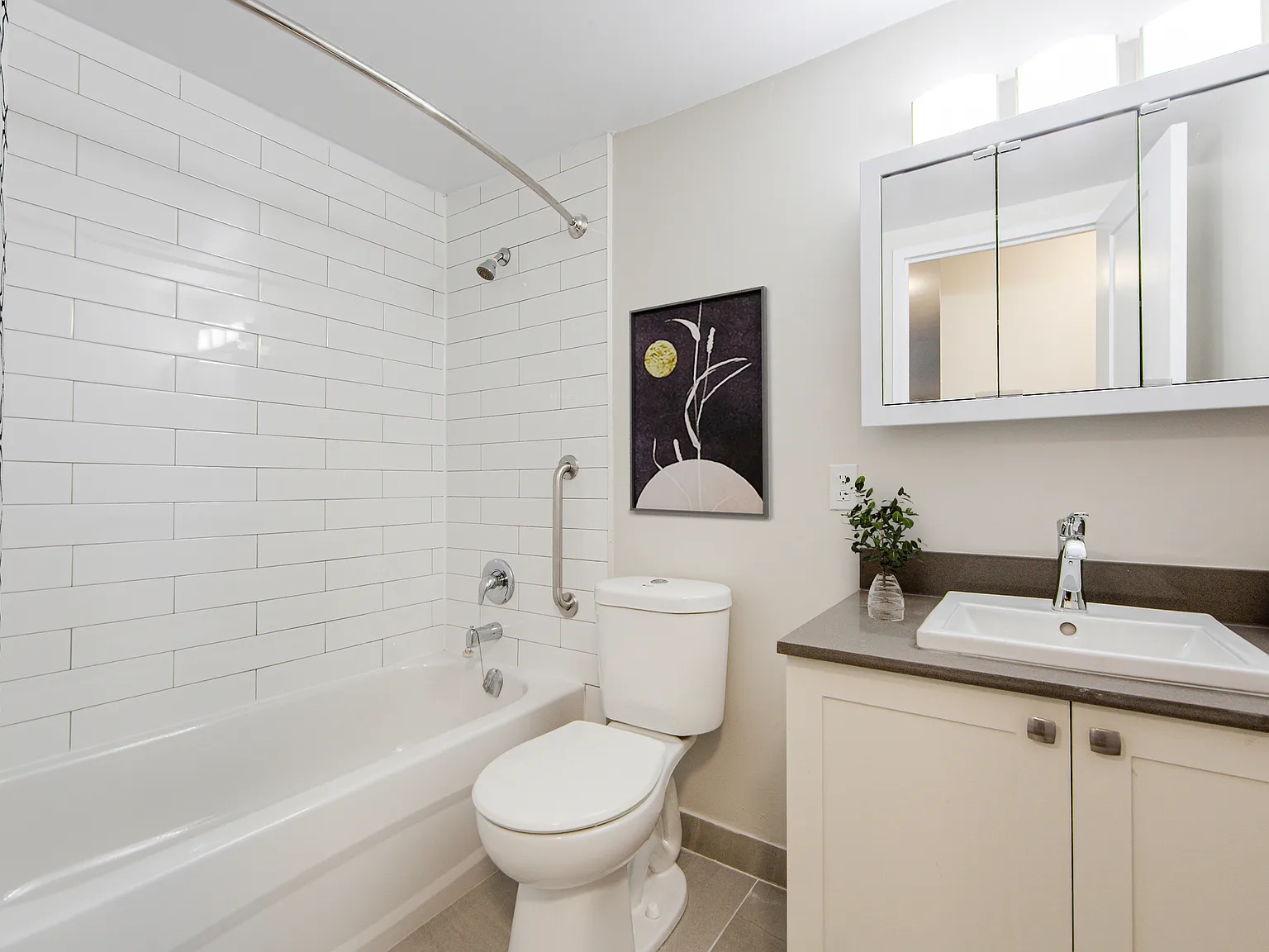 Robinson Place Apartments — Photo 4
