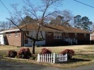 42 Pennington Ave, Newport News, VA, 23606