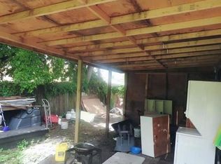 1463 NW 70th St, Miami, FL 33147