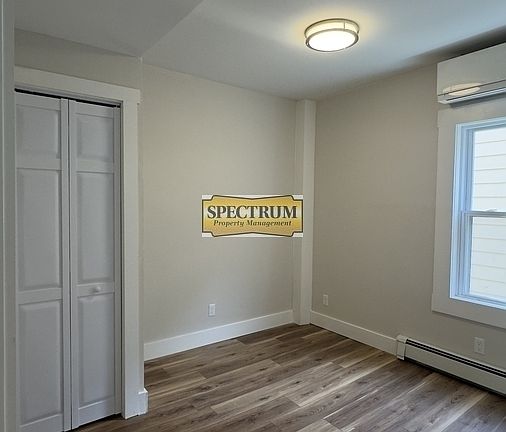 4th image of 11 Gray St #1