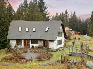 6044 Cascara Way, Clinton, WA 98236