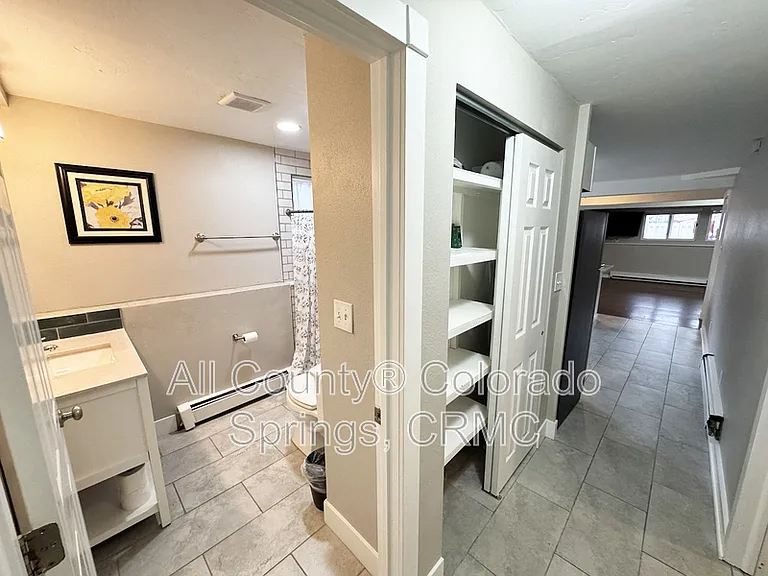 2126 W Kiowa St #10 — Photo 8