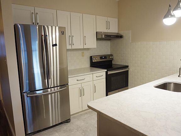 4th image of 222 N 13th St #3F