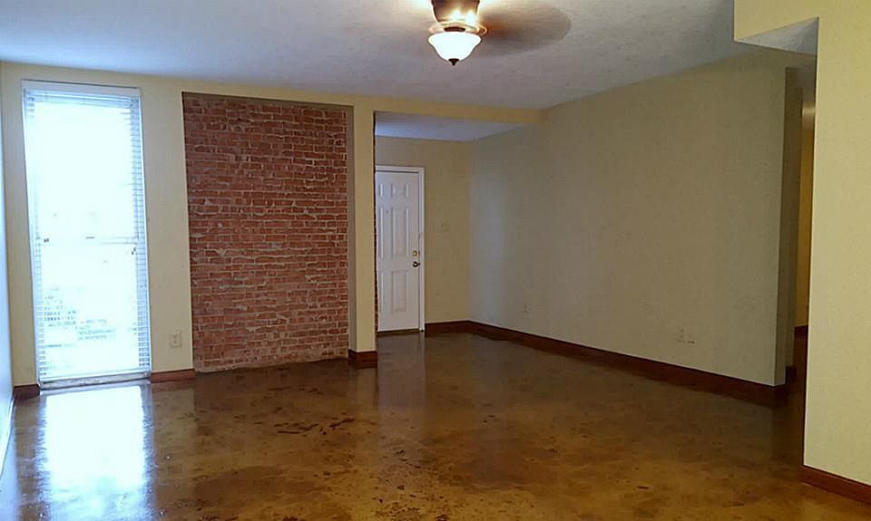 1st image of 1112 Lawrence St APT 11