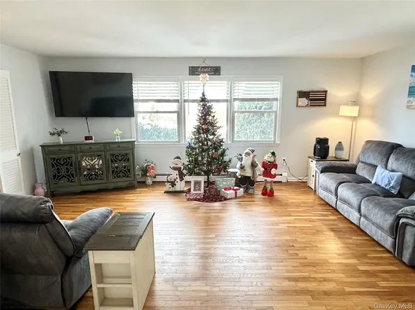 12 Danbury Court #1502, Suffern, NY 10901