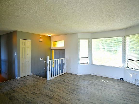 2nd image of 13495 113th Ave