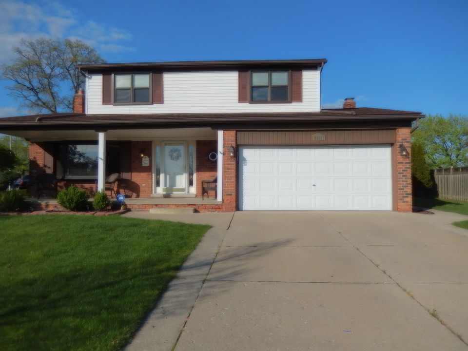 1st image of 20603 Somerset Ct