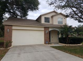 100 Citrus Landing Dr, Plant City, FL 33563