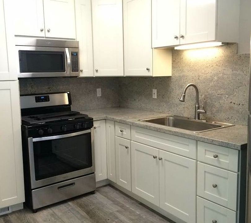 1st image of 370 N Fair Oaks Ave APT 9