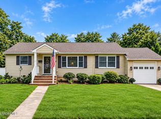 177 10th St, Belford, NJ 07718