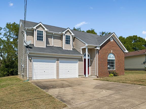 2nd image of 2112 Candlebrook Ct