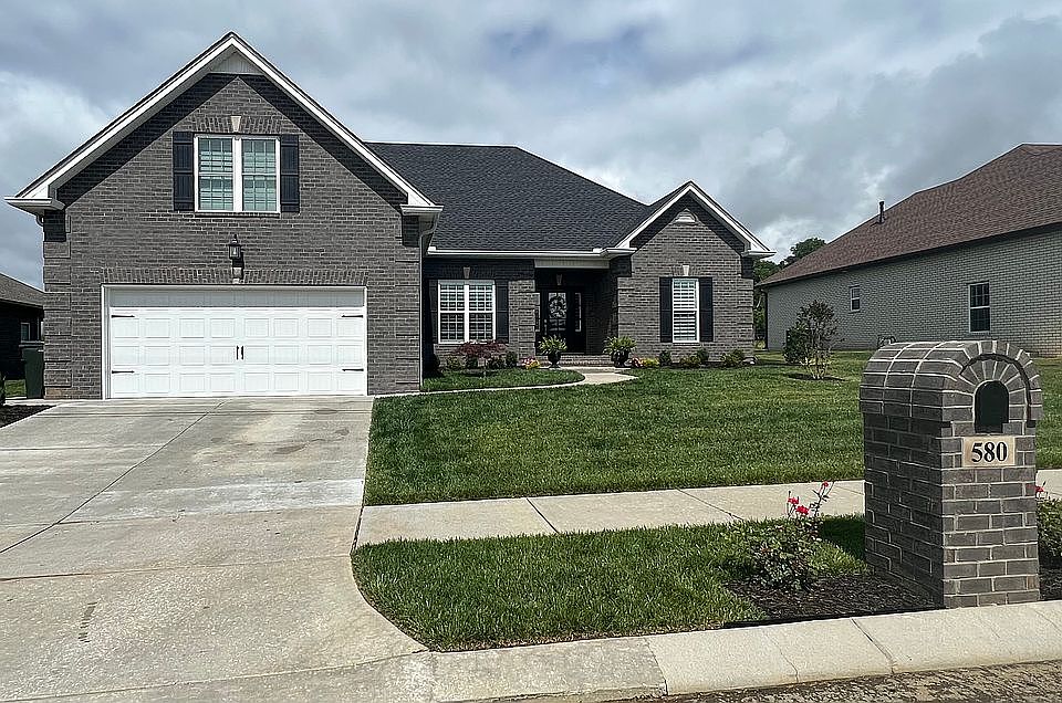 1st image of 580 Dottie Dr