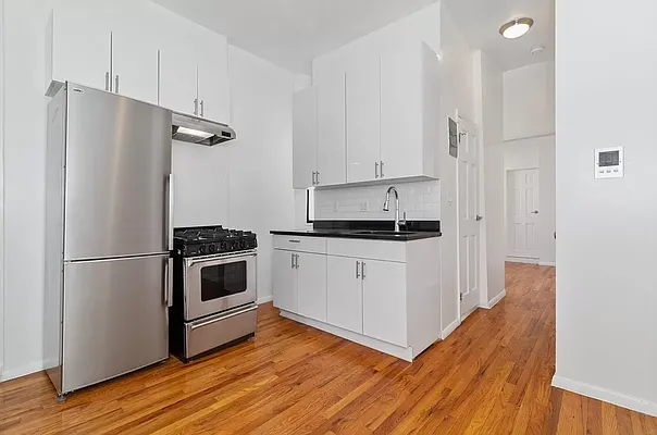 Rented by REAL New York | media 15