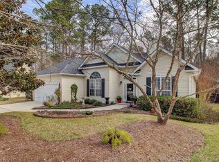 619 Fairway Forest Dr, Summerville, SC 29485
