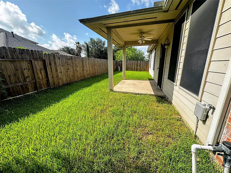 7722 Prairie Fire Ln — Photo 32