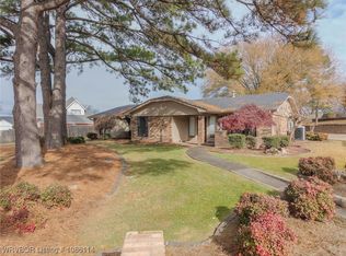 3001 S 106th Cir, Fort Smith, AR 72903
