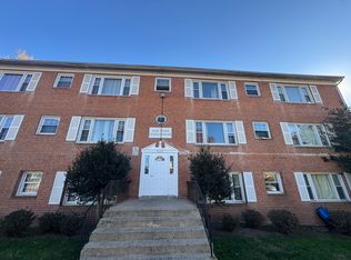 9207 Douglas St APT 212, Manassas, VA 20110
