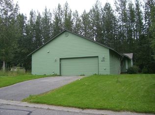 231 N Anna St, Palmer, AK 99645